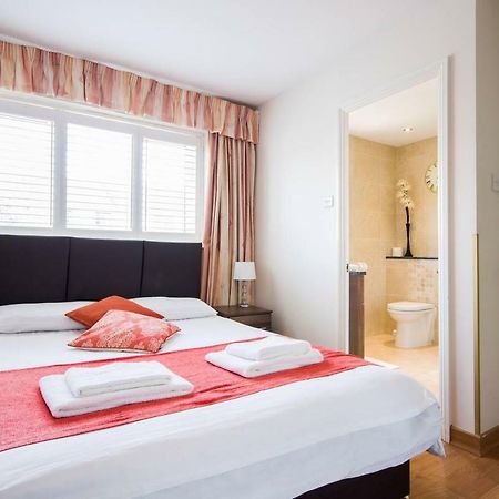 Spacious House, Sleeps 7 People Reading Exteriör bild